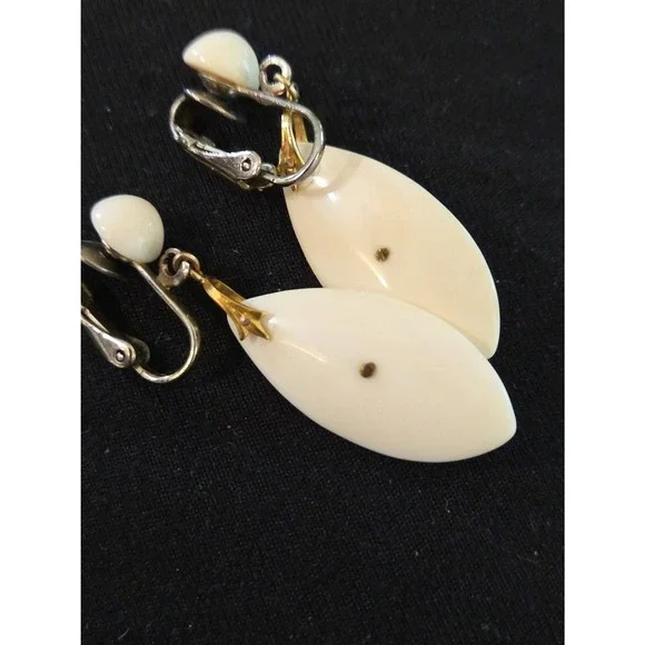 Vintage Alaskan toursit nugget Earrings 1950s - Picture 2 of 4